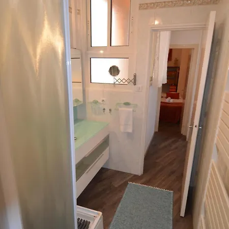 Apartment Avec Parking Pour 4 Personnes En Plein Coeur De Monaco